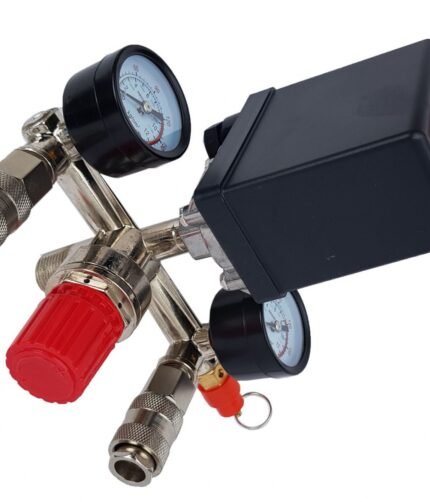 Reguliatorius kompresoriui su slėgio jungikliu ir manometrais